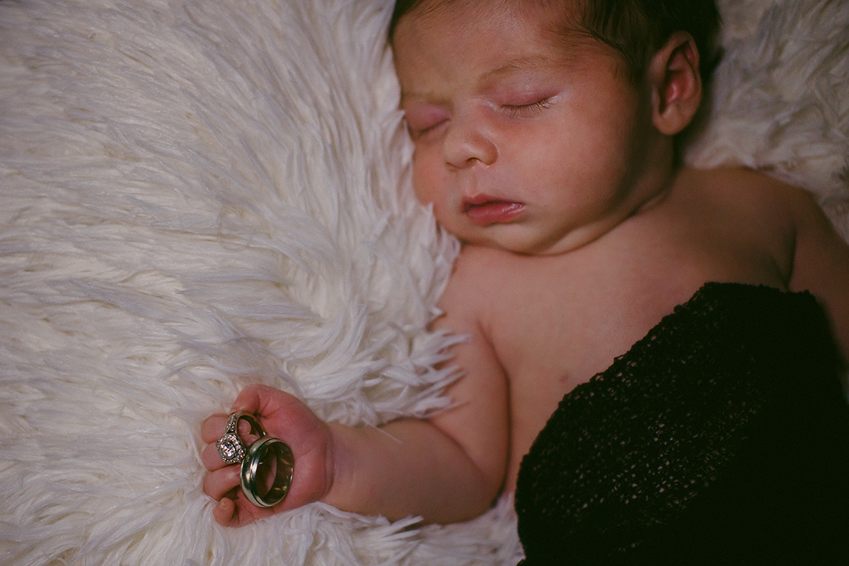 Vanessa - Newborn Blog039-2